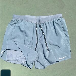 Nike Stride Men's Dri-FIT 5" Brief-Lined Running Shorts